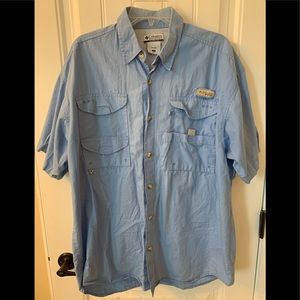 Men’s Columbia blue dress shirt
